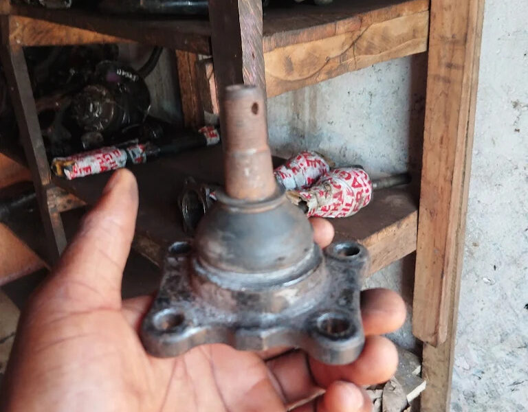 EKECHI TA AUTO PLAZA