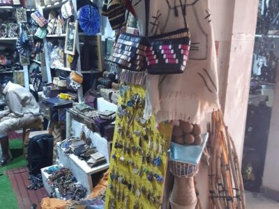 AVANY SHOP, Objets D'arts Africains, Tenues Traditionnelles Africaines Et Accessoires
