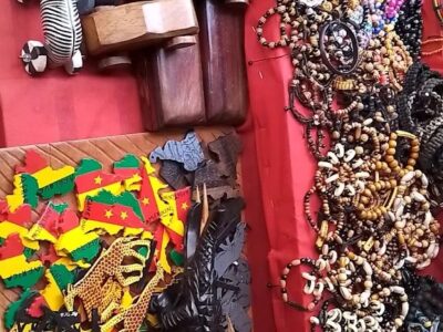 MORESMO AFRICA, Tenues Traditionnelles Africaines et Accessoires, Afritude